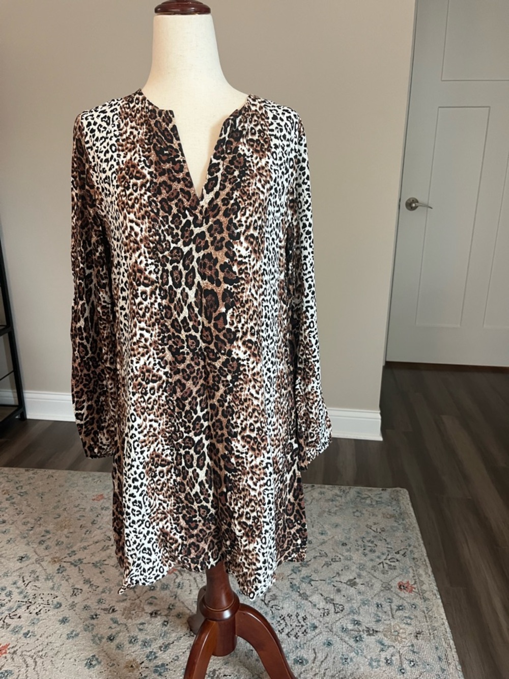 Peach Love California Leopard Print Long-Sleeve Mini Tunic Dress - Brown/White
